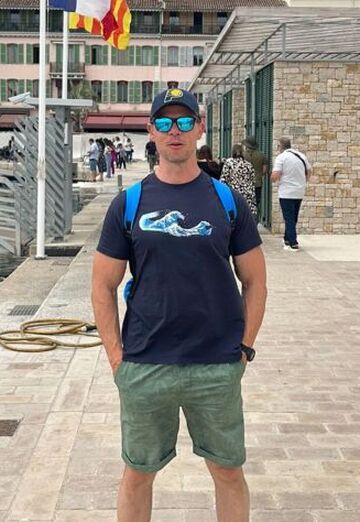 Ricciardo (@ricciardo) — my photo № 1