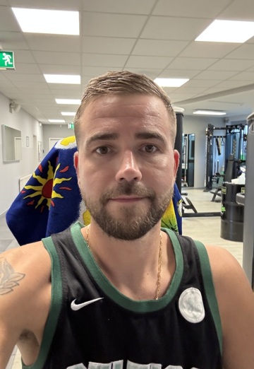 Kevin (@kev1887) — my photo № 5