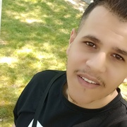 ‪Mahmoud Alhmrouni‬‏ 29 Hamburg