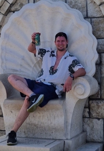 Leon (@leon7688) — my photo № 2