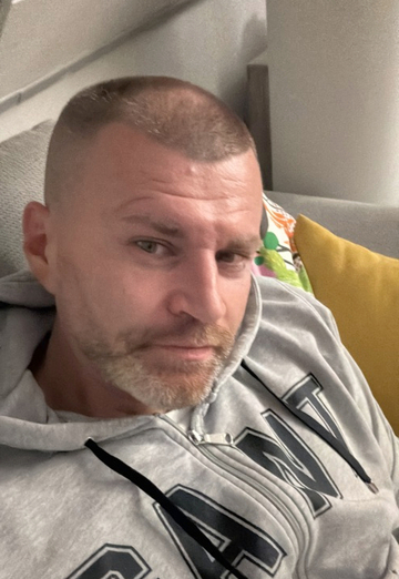 Michael (@misimo0911) — my photo № 2