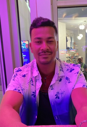 Nur (@nur3663) — my photo № 1