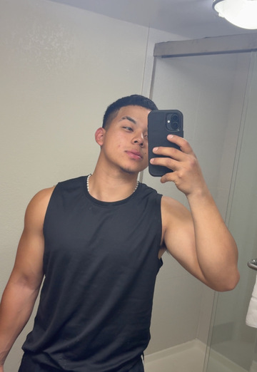 Josue (@josue243) — my photo № 2