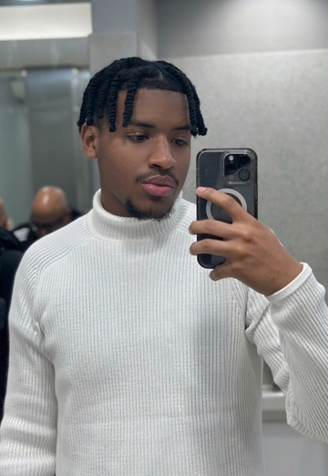 Donovan (@donovan101) — my photo № 1