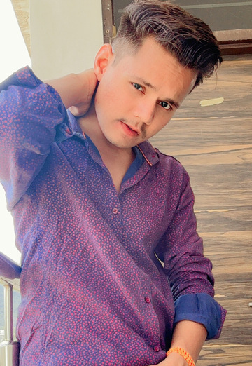 Suraj Singh (@surajsingh26) — my photo № 1