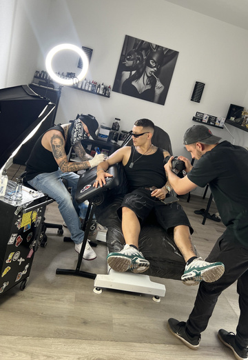 Tony (@tony4280) — my photo № 3