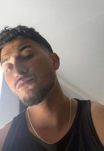 Jules (@jules122) — my photo № 1