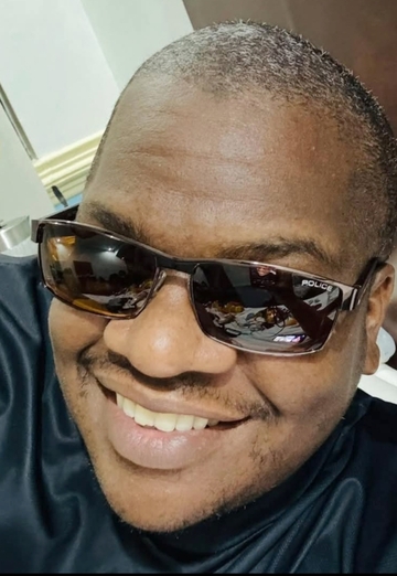 Robert (@rob4wife) — my photo № 3