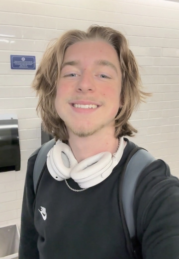 Benjamin (@bencoller28) — my photo № 1