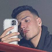 Alejandro 21 Caracas