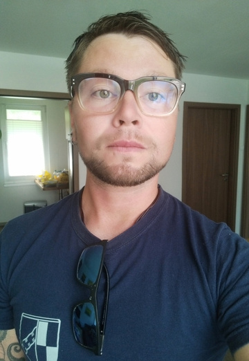 christopher (@christopher1611) — my photo № 1