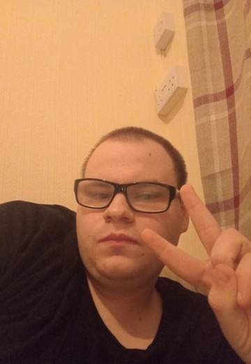 My photo - Michael, 21 from Chesterfield (@michael13048)