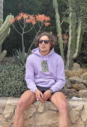 Leon (@leon7671) — my photo № 1